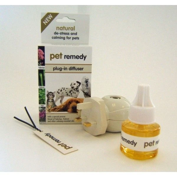 Pet Remedy Natural De-Stress & Calming Plug-in Diffuser + 40ml Refill 4 Pet Remedy Natural De-Stress & Calming Plug-in Diffuser + 40ml Refill - Image 2