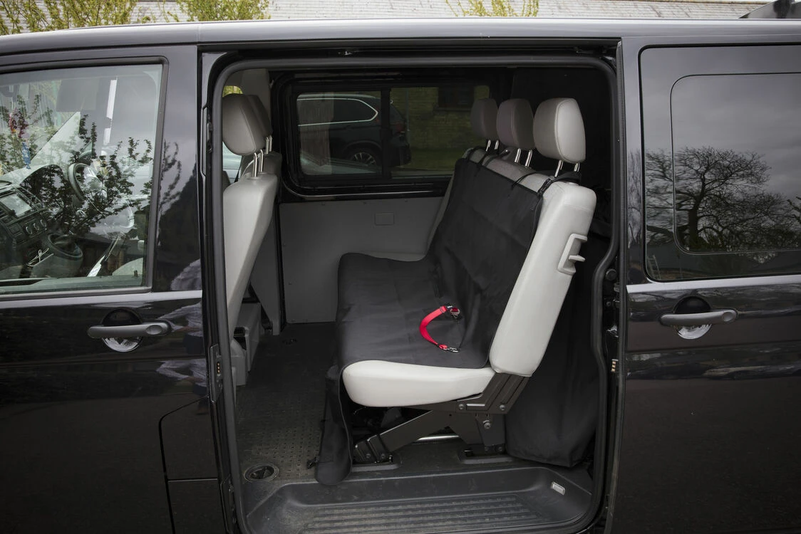 Petface Water Resistant Rear Car Seat Cover 5 Petface Water Resistant Rear Car Seat Cover - Image 3