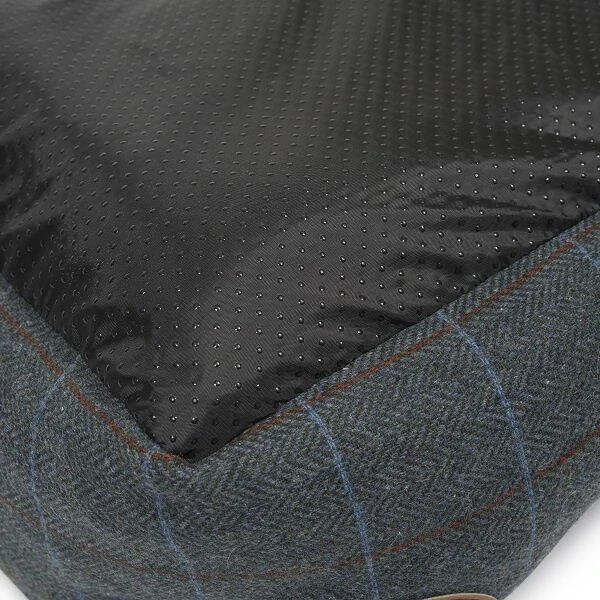 Petface Twilight Tweed Square Bed 11 Petface Twilight Tweed Square Bed - Image 9